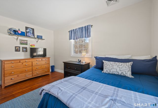 73 Somerset Road, Glastonbury, CT 06033