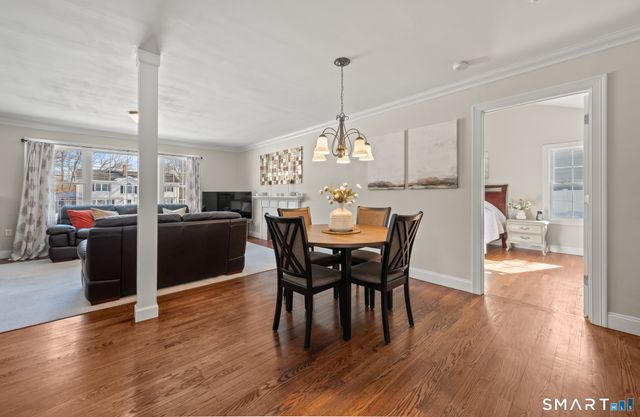 73 Somerset Road, Glastonbury, CT 06033