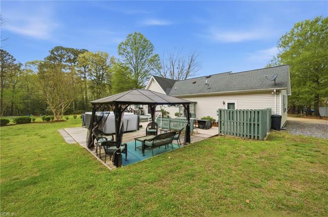 3119 Henry Hogge LN, Hayes, VA 23072