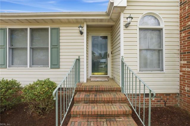 3119 Henry Hogge LN, Hayes, VA 23072