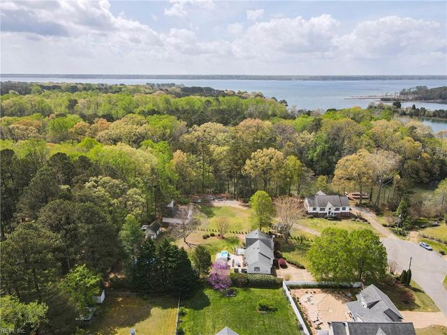 3119 Henry Hogge LN, Hayes, VA 23072