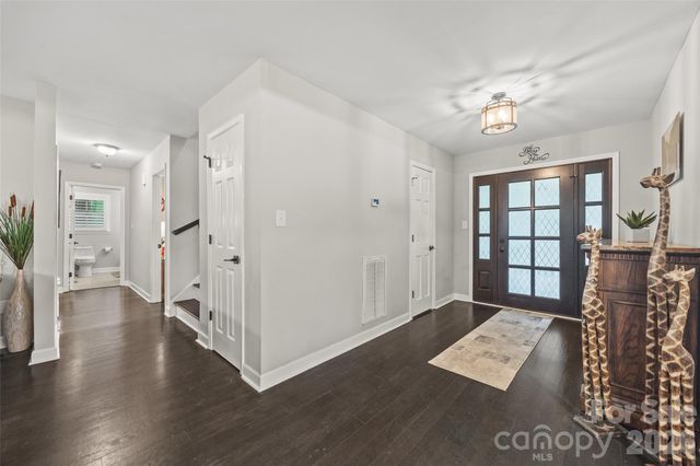13 Bald Eagle Road, Lake Wylie, SC 29710