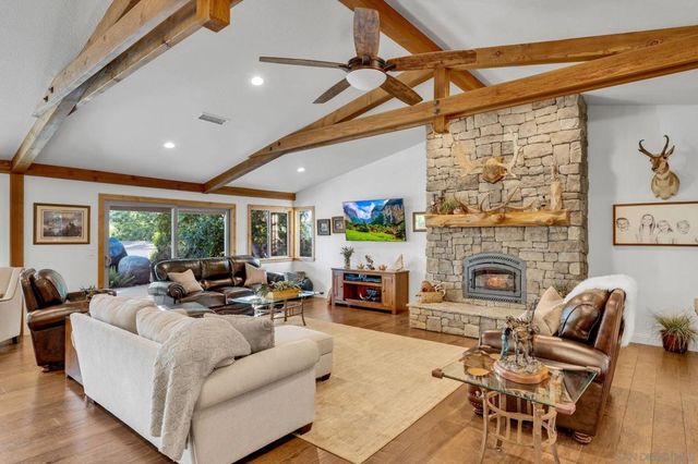 2598 Camino De Los Aves, Alpine, CA 91901
