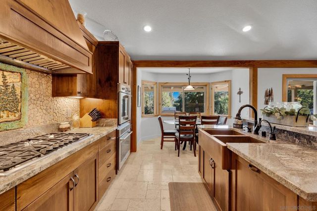 2598 Camino De Los Aves, Alpine, CA 91901