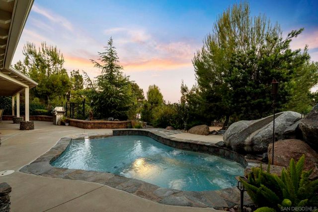 2598 Camino De Los Aves, Alpine, CA 91901