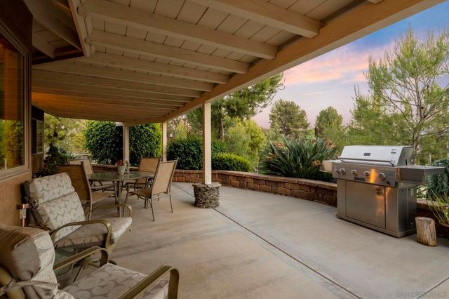 2598 Camino De Los Aves, Alpine, CA 91901