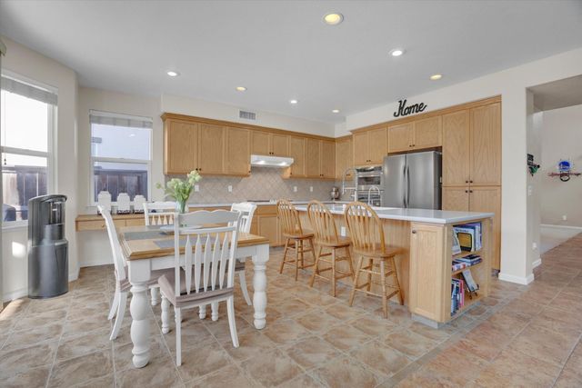 366 Romano Way, Oakdale, CA 95361