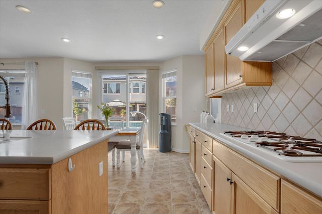 366 Romano Way, Oakdale, CA 95361