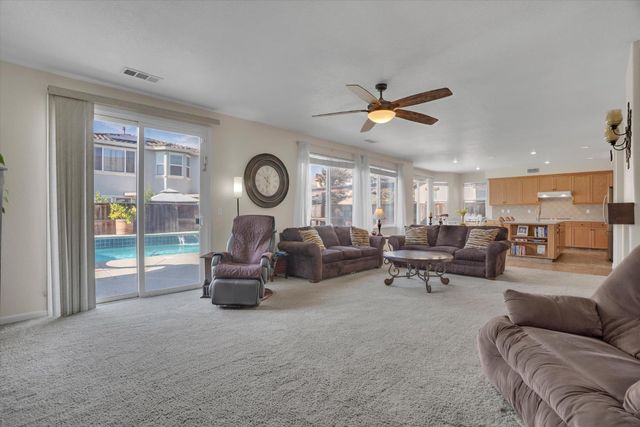 366 Romano Way, Oakdale, CA 95361