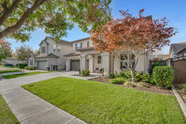 366 Romano Way, Oakdale, CA 95361