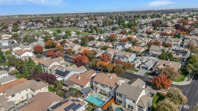 366 Romano Way, Oakdale, CA 95361