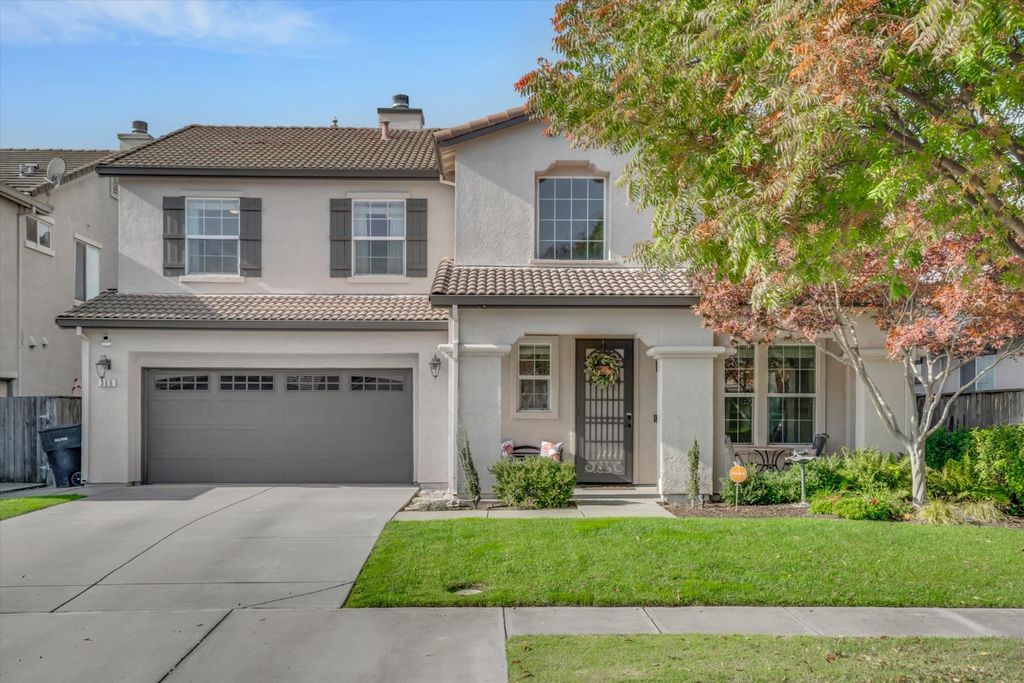 366 Romano Way, Oakdale, CA 95361
