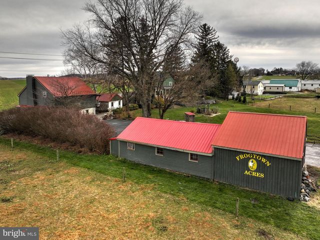 44 FROGTOWN RD, Paradise, PA 17562