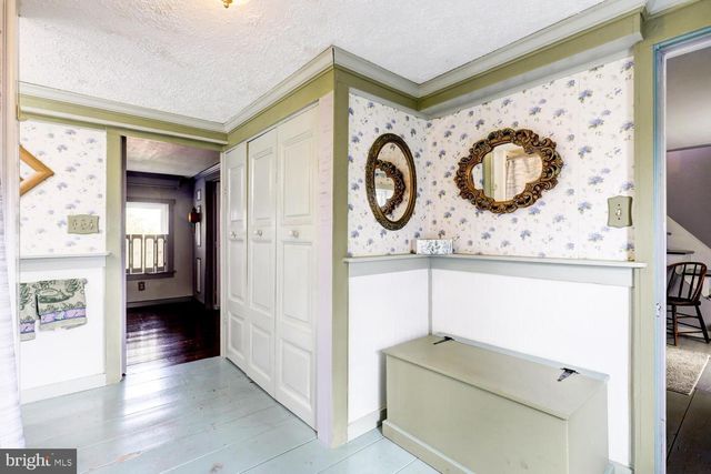 44 FROGTOWN RD, Paradise, PA 17562