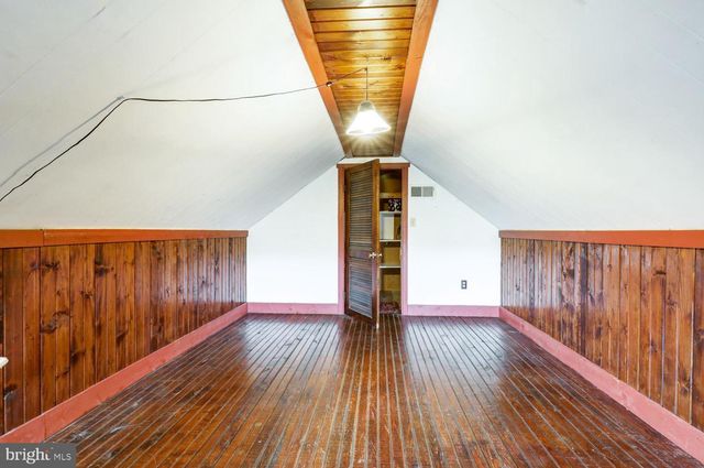 44 FROGTOWN RD, Paradise, PA 17562