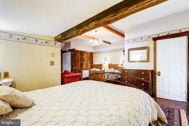 44 FROGTOWN RD, Paradise, PA 17562