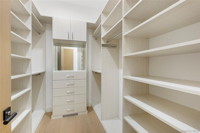 158 Cobb Road, Water Mill, NY 11976