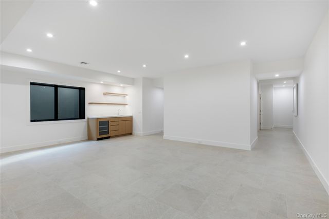 158 Cobb Road, Water Mill, NY 11976