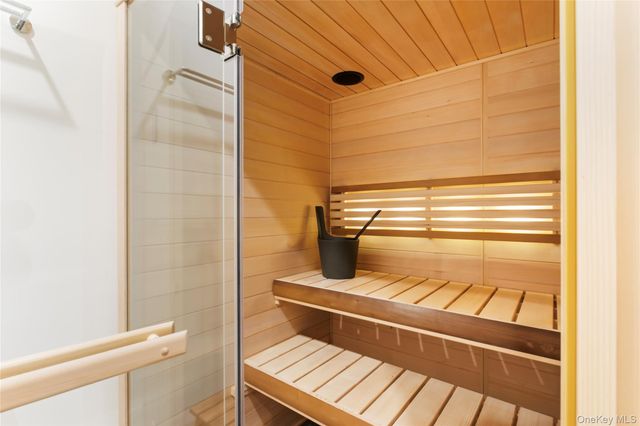 158 Cobb Road, Water Mill, NY 11976