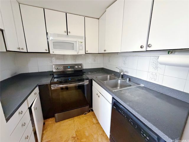 3215 Ala Ilima Street B810, Honolulu, HI 96818