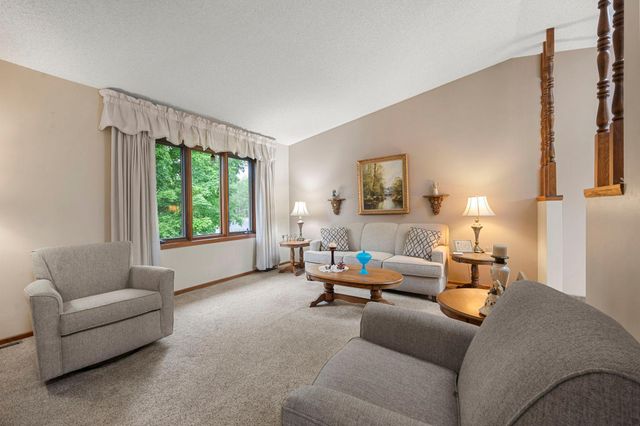 7330 208th Street N, Forest Lake, MN 55025