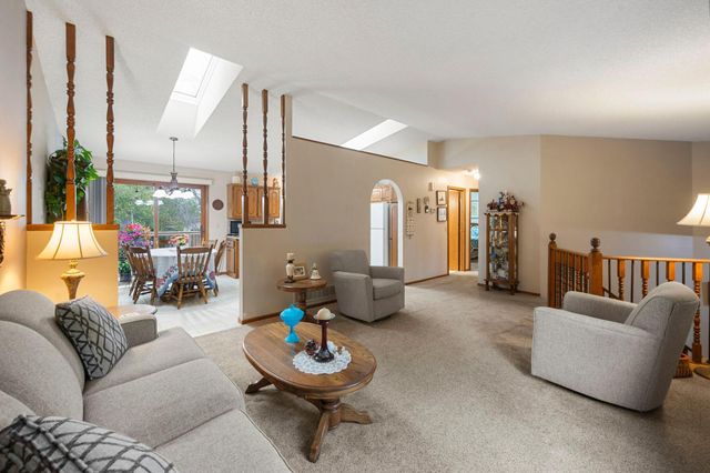 7330 208th Street N, Forest Lake, MN 55025