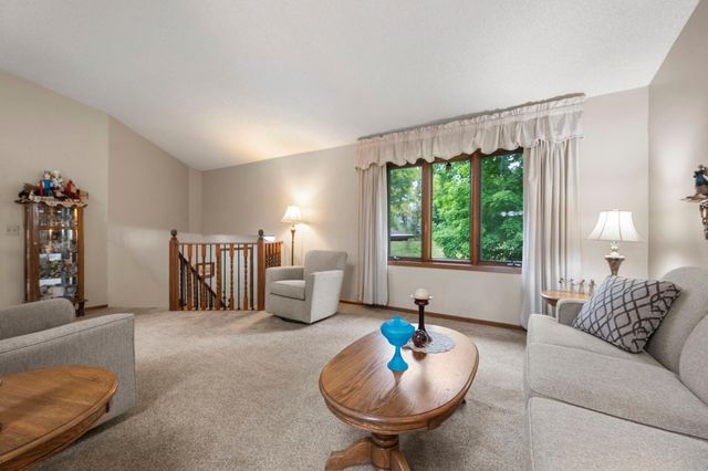 7330 208th Street N, Forest Lake, MN 55025