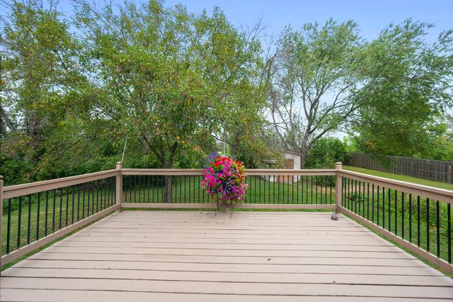 7330 208th Street N, Forest Lake, MN 55025