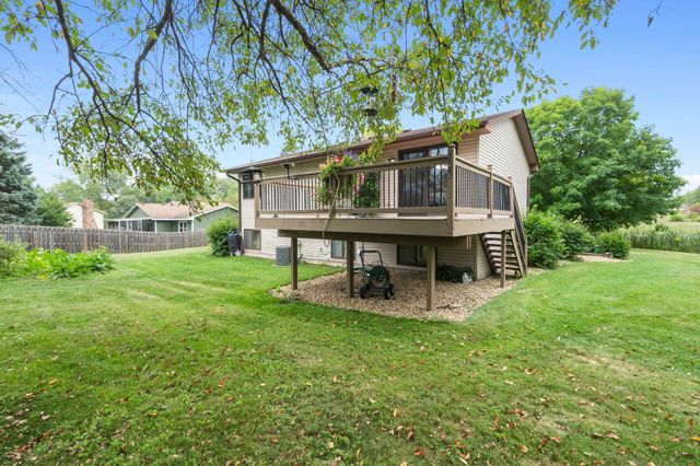 7330 208th Street N, Forest Lake, MN 55025