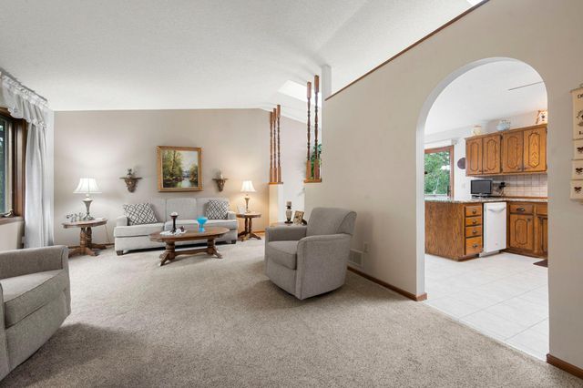 7330 208th Street N, Forest Lake, MN 55025
