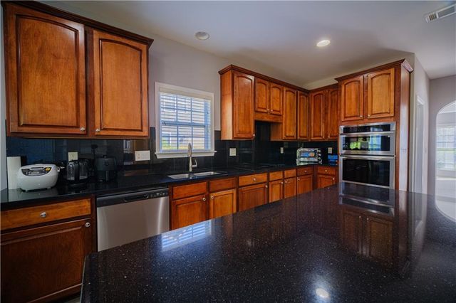 947 Tama Hill Court, Auburn, GA 30011