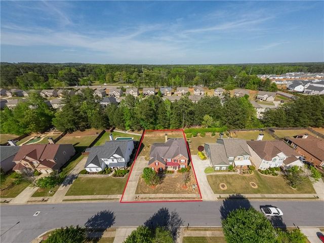 947 Tama Hill Court, Auburn, GA 30011