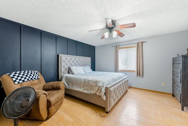 714 E Lisa Ln, Mulvane, KS 67110