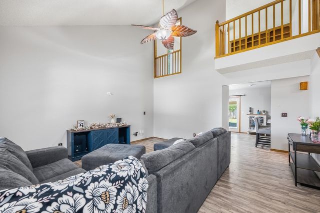 714 E Lisa Ln, Mulvane, KS 67110