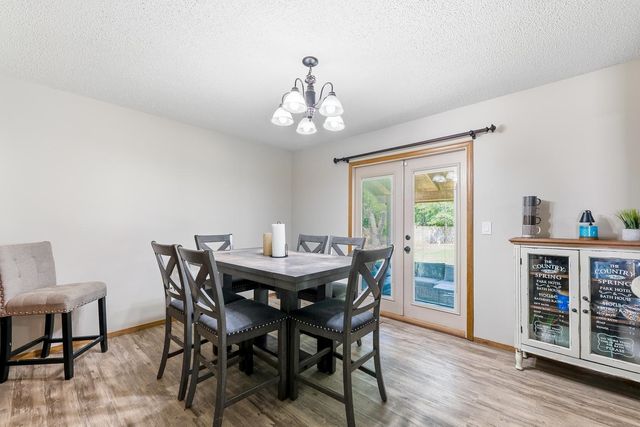 714 E Lisa Ln, Mulvane, KS 67110