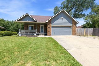 714 E Lisa Ln, Mulvane, KS 67110