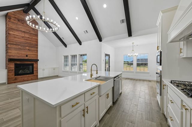 6605 Buffalo Ridge Circle, Godley, TX 76044