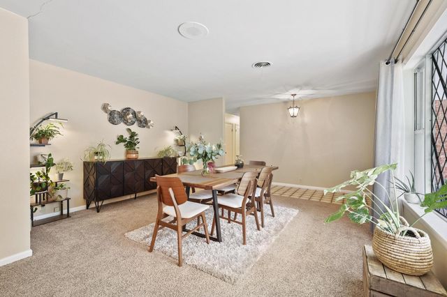 111 W Tennie Street, Gainesville, TX 76240