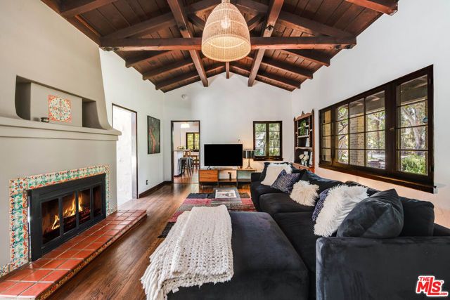12031 Valleyheart Drive, Studio City (los Angeles), CA 91604