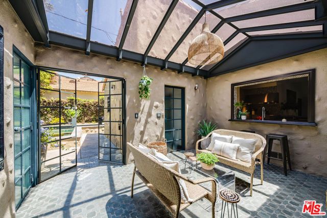 12031 Valleyheart Drive, Studio City (los Angeles), CA 91604