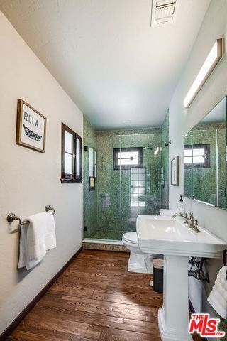 12031 Valleyheart Drive, Studio City (los Angeles), CA 91604