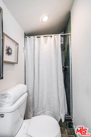 12031 Valleyheart Drive, Studio City (los Angeles), CA 91604