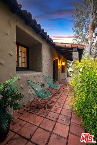 12031 Valleyheart Drive, Studio City (los Angeles), CA 91604