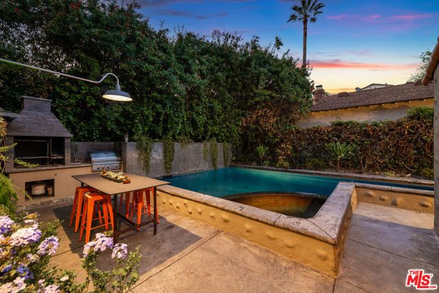 12031 Valleyheart Drive, Studio City (los Angeles), CA 91604