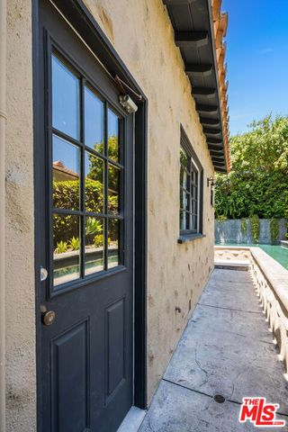 12031 Valleyheart Drive, Studio City (los Angeles), CA 91604