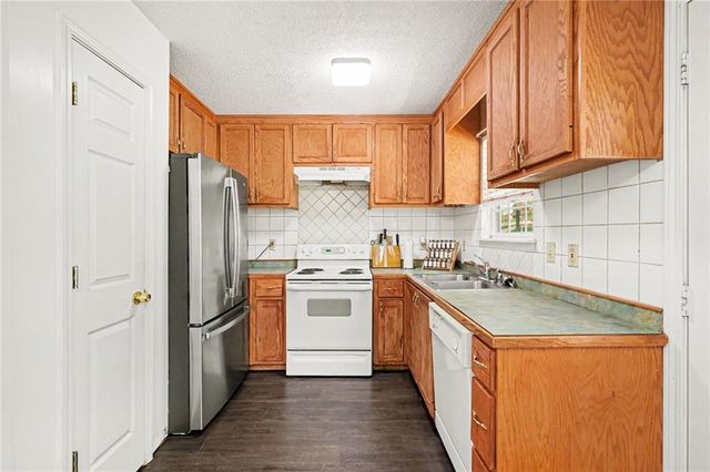 266 Freeman Drive, Maysville, GA 30558