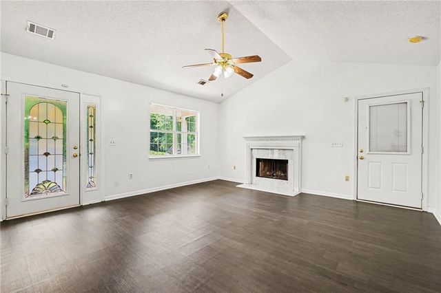 266 Freeman Drive, Maysville, GA 30558