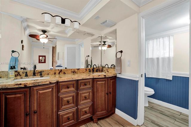 812 Chukker Rd 1, Boynton Beach, FL 33483