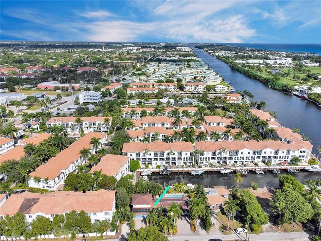 812 Chukker Rd 1, Boynton Beach, FL 33483