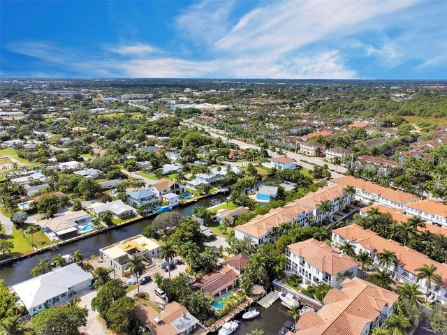 812 Chukker Rd 1, Boynton Beach, FL 33483